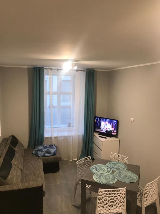 Apartament C18 Jelení Hora Exteriér fotografie