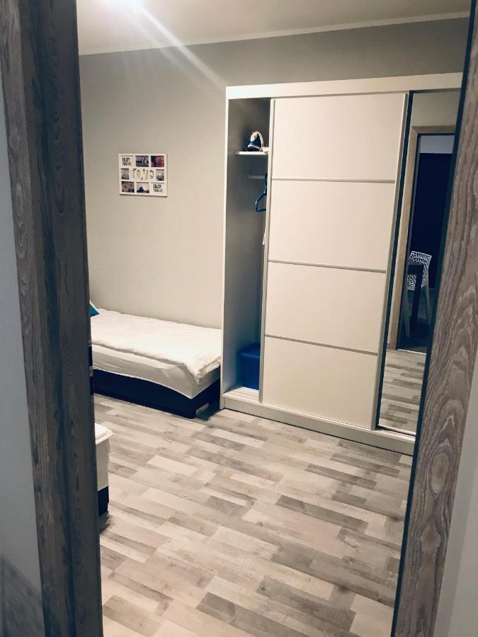 Apartament C18 Jelení Hora Exteriér fotografie