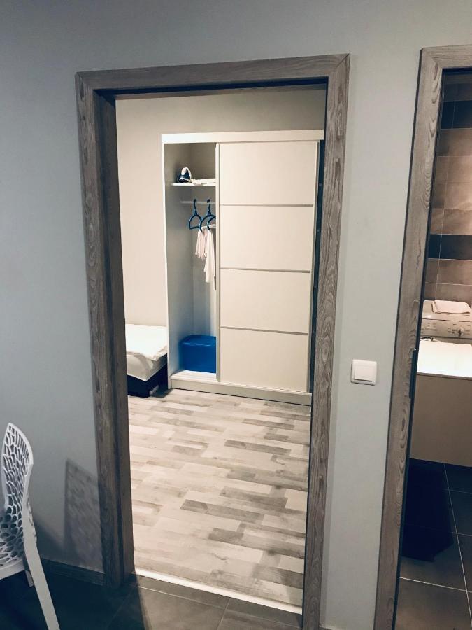Apartament C18 Jelení Hora Exteriér fotografie