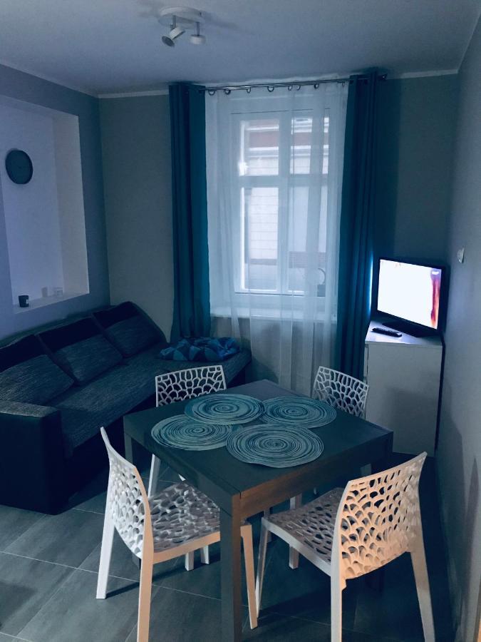Apartament C18 Jelení Hora Exteriér fotografie