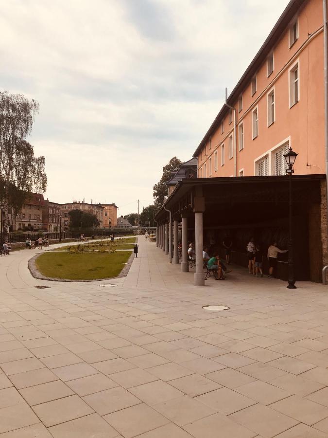 Apartament C18 Jelení Hora Exteriér fotografie